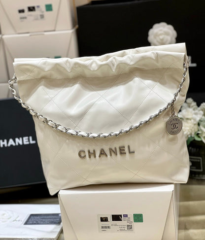 C 22 Organizer Bag Classic Chain Bag