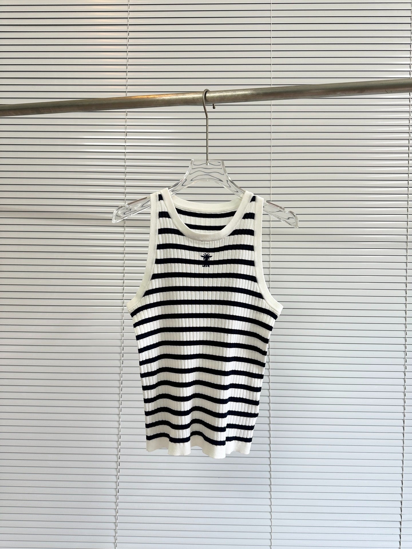 D 25 Summer New Striped Embroidered Tank Top