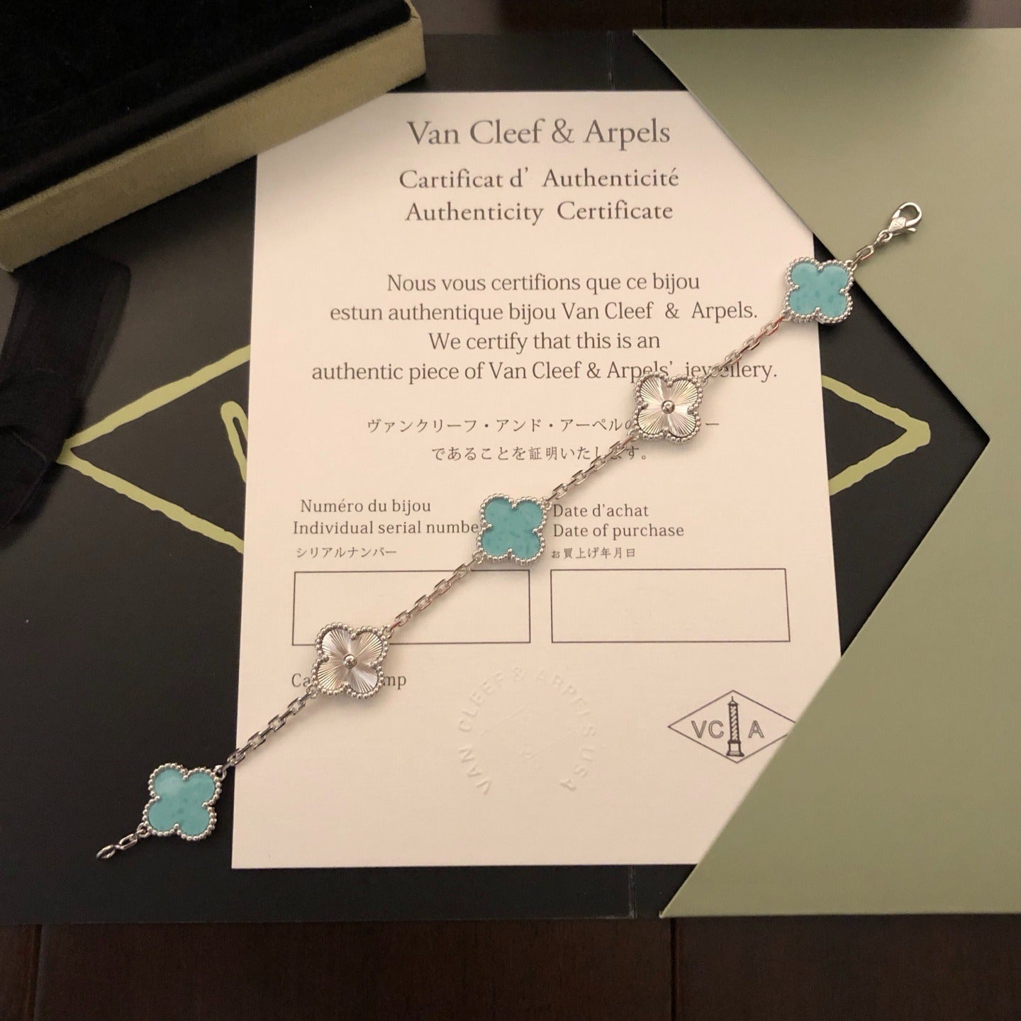 Laser Mint Blue Five Flower Bracelet