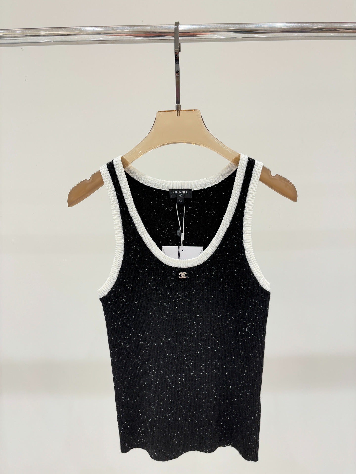 C 25 Early spring new round neck letter logo logo knitted undershirt