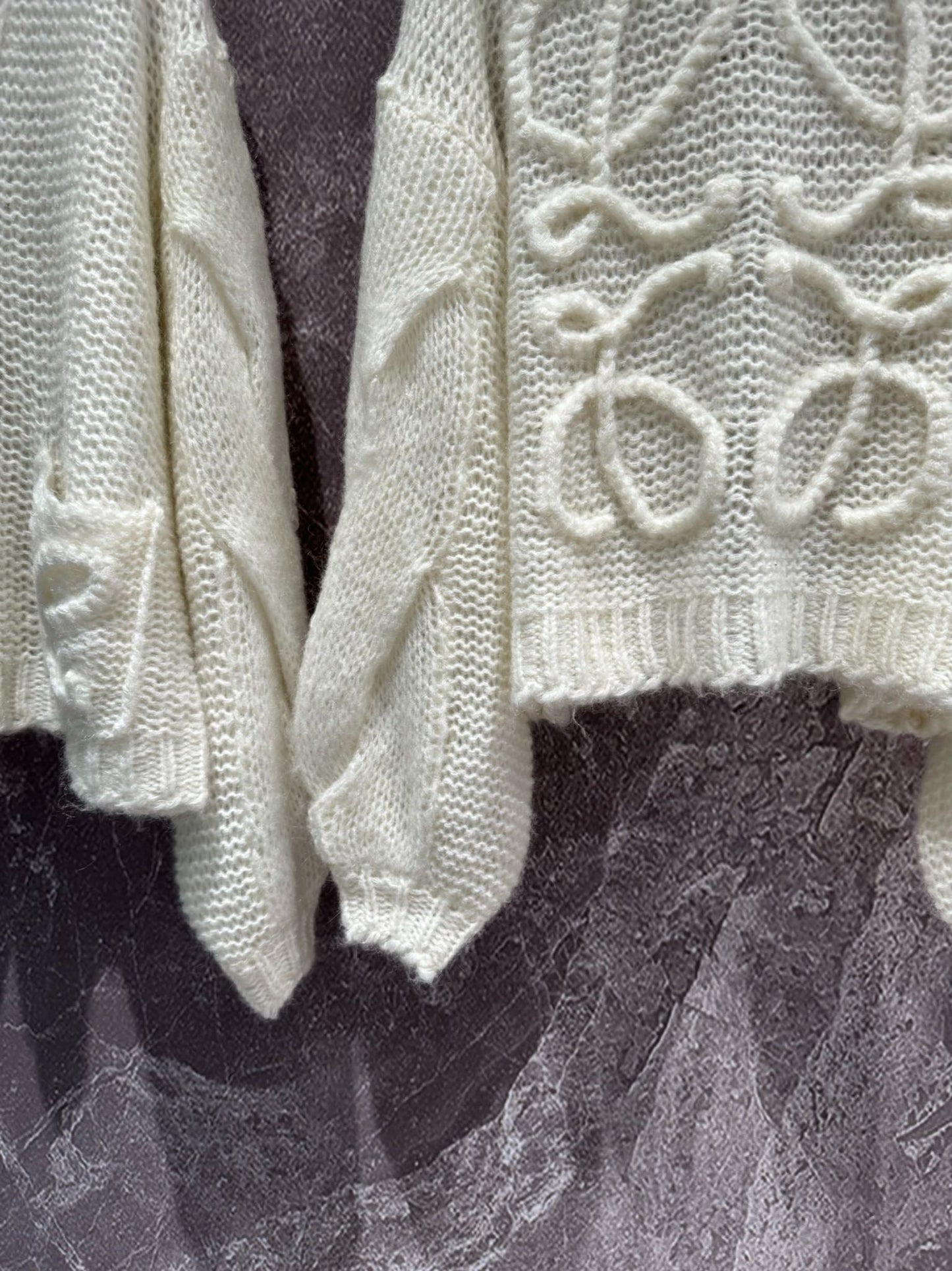 LO 25 Cream White Mohair Sweater