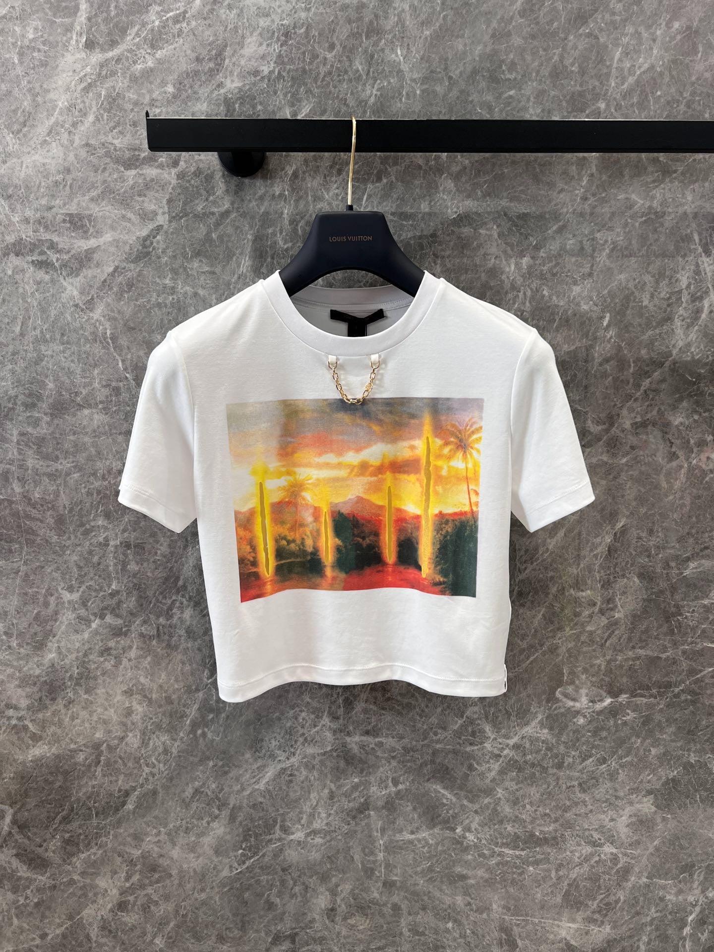 L 25 Spring and Summer New Short Printed Chain T-shirt