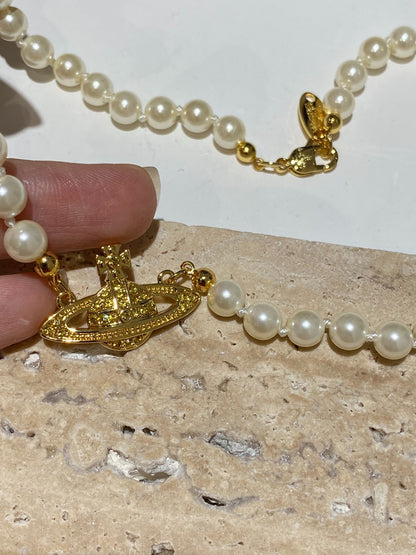25 Pearl Necklace