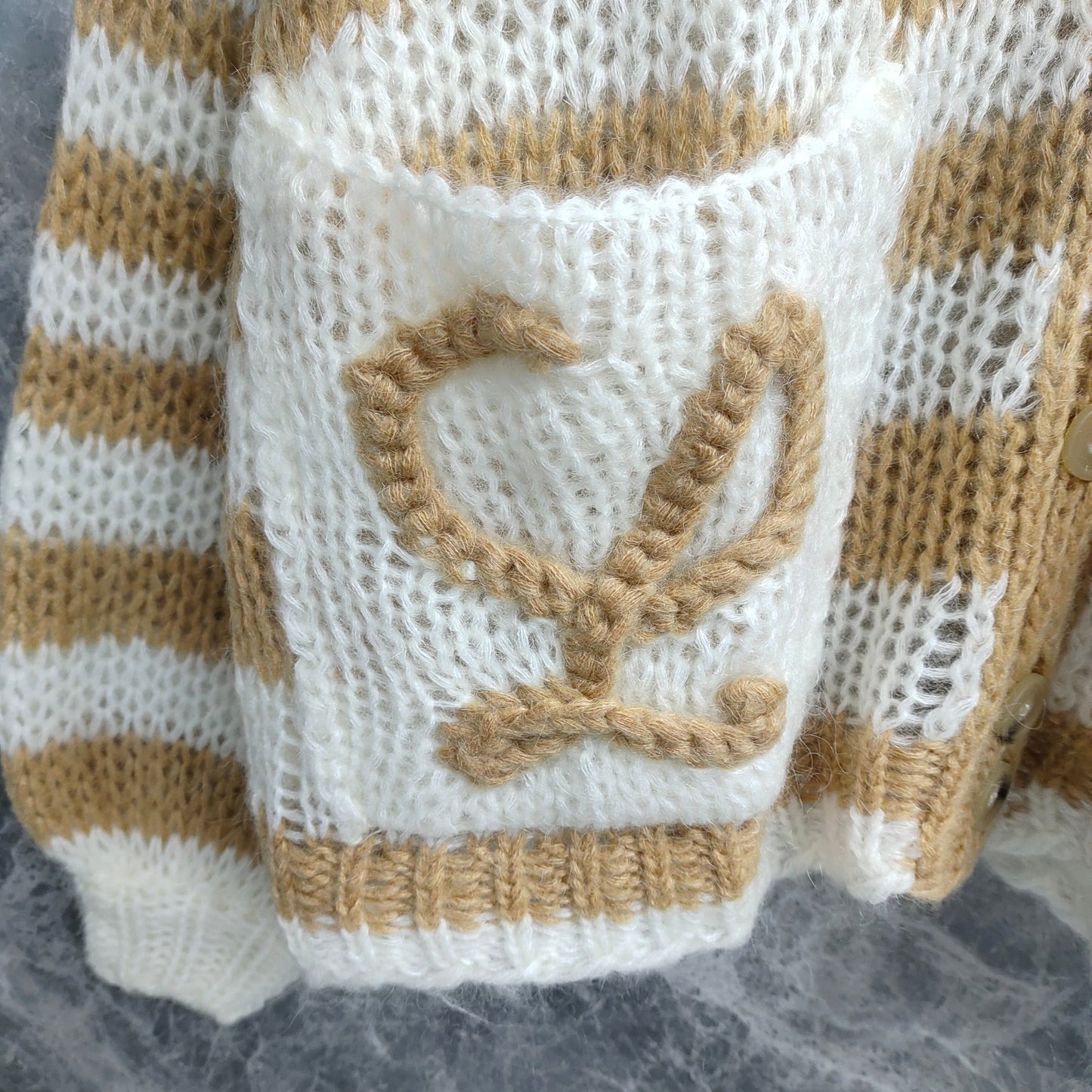 LO 24 Mohair V-Neck Cardigan