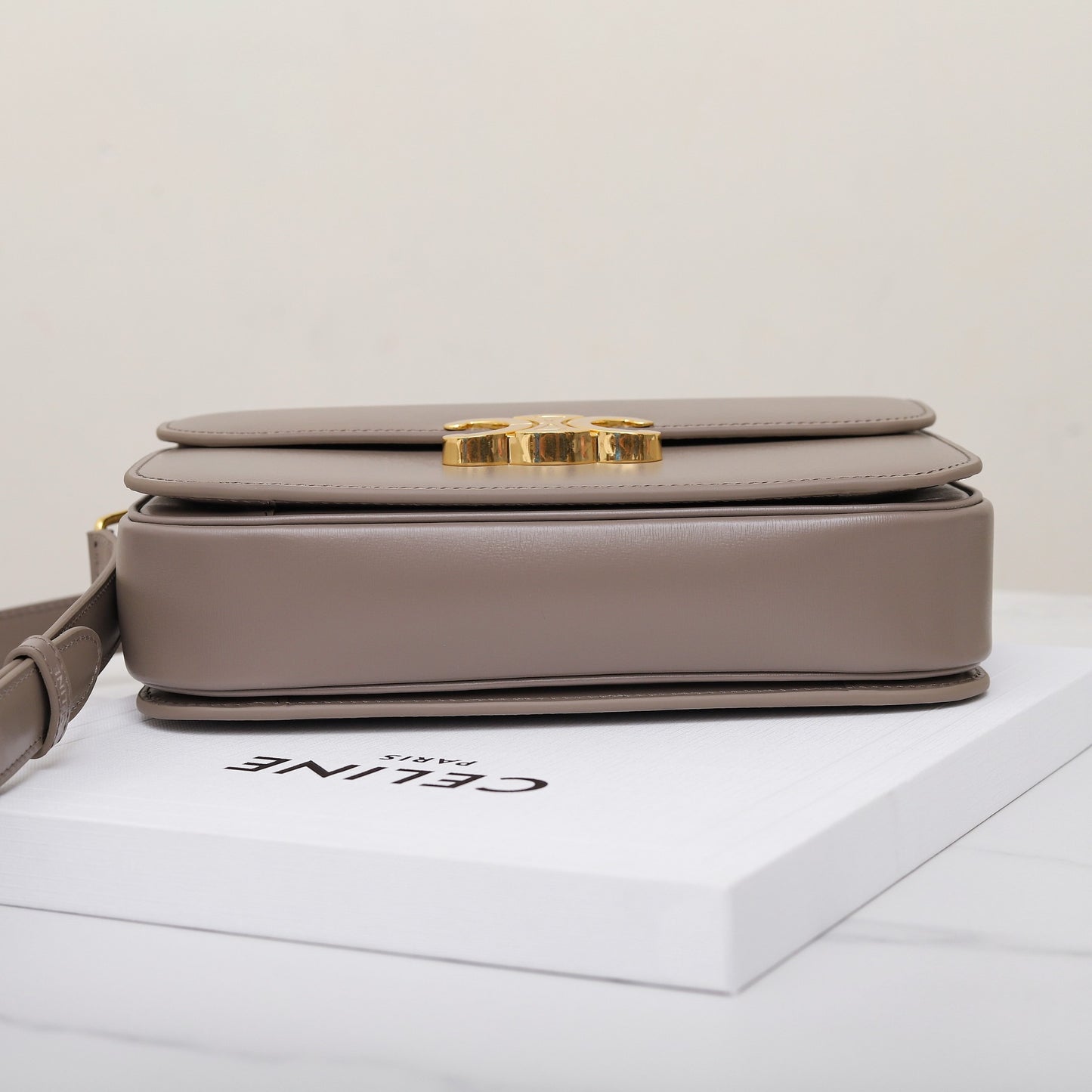 CE 25 Cowhide gold buckle  shoulder bag