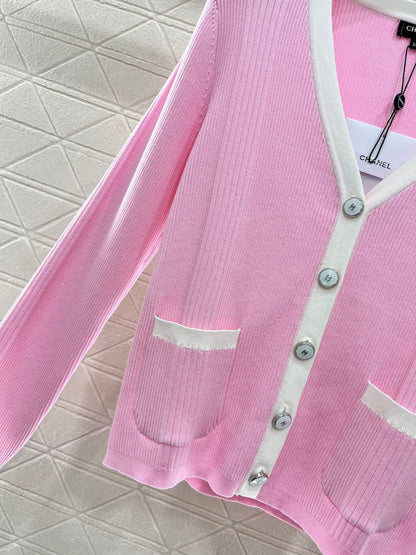 C 25 New  Striped knit cardigan