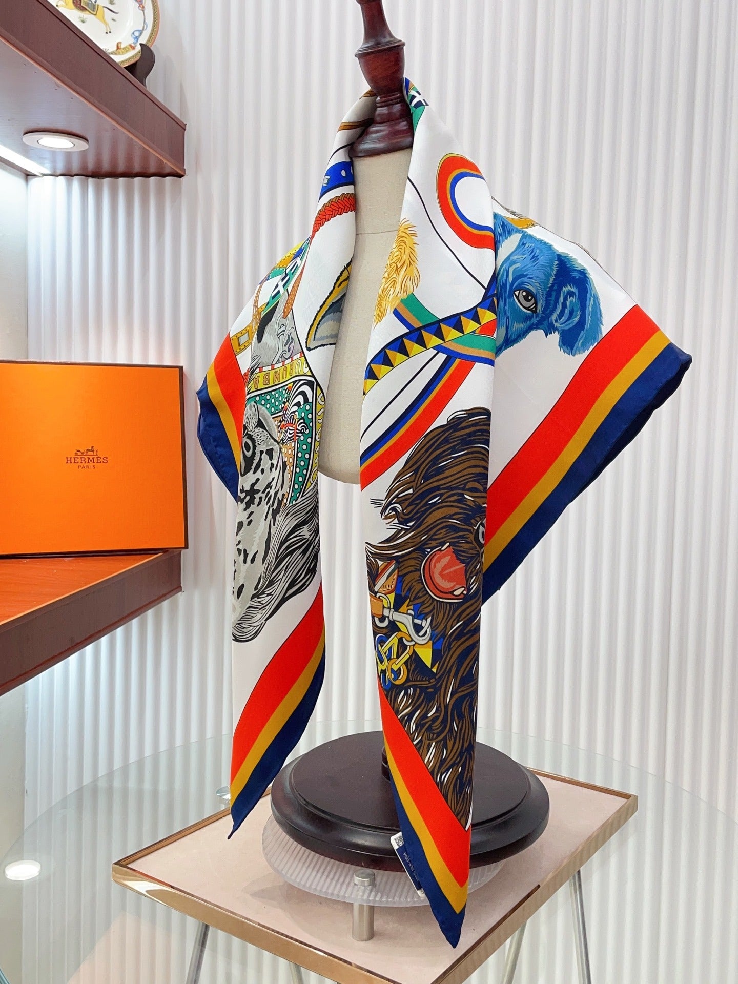 H 25 Twill Silk Scarf