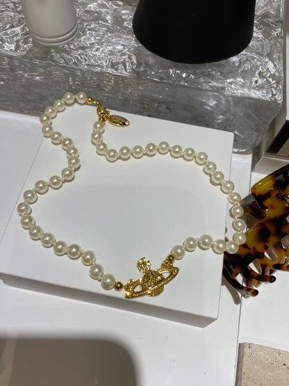 25 Pearl Necklace