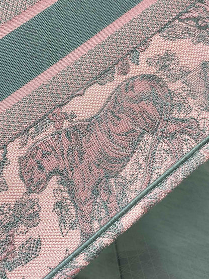 D 25 Tote Jungle Animal Embroidery Ruyi Gray Pink Bag