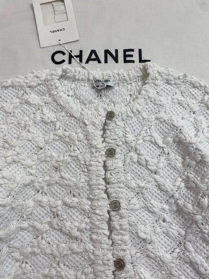 C 25 New Lattice Hollow Knit Cardigan