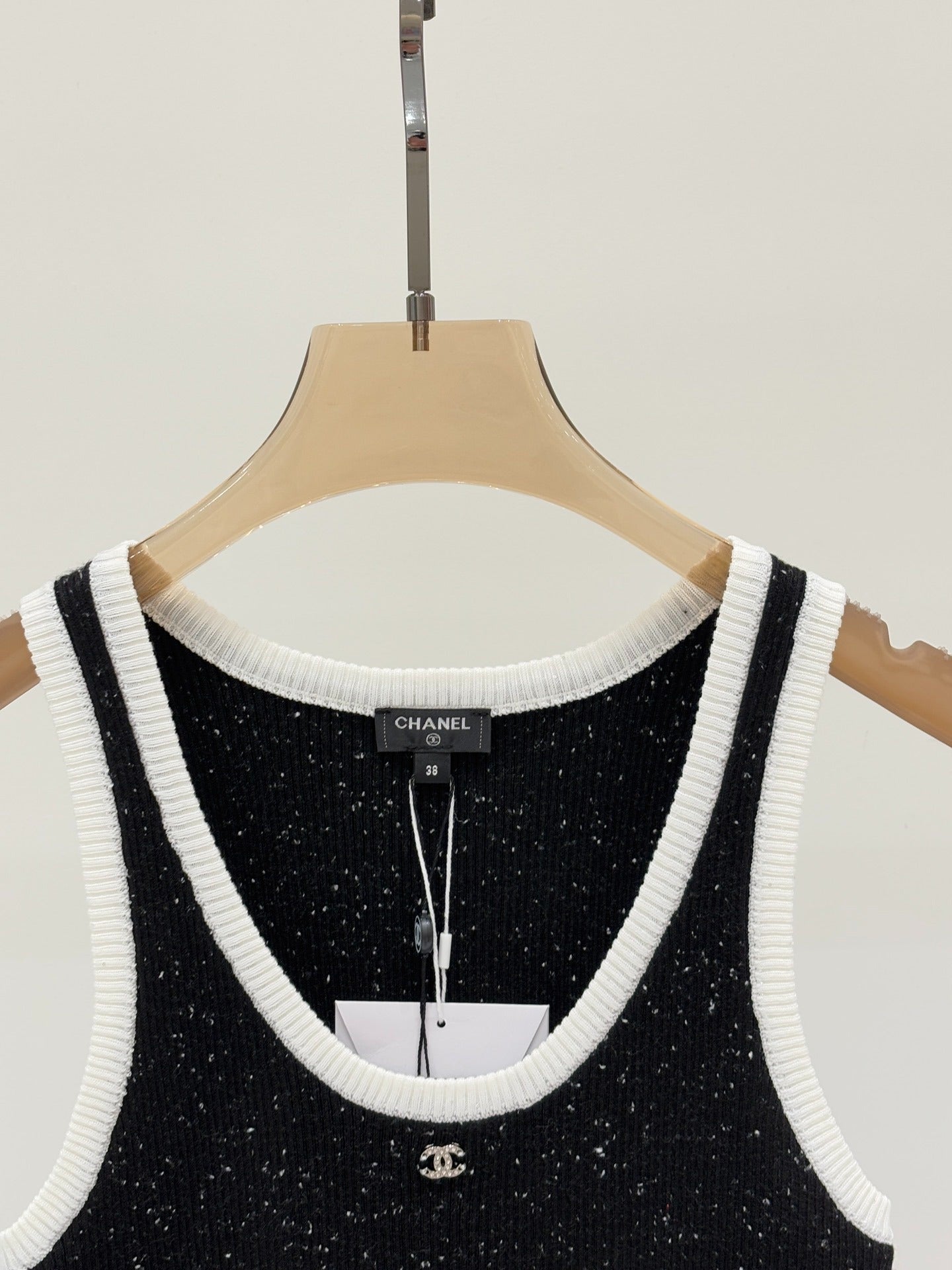 C 25 Early spring new round neck letter logo logo knitted undershirt
