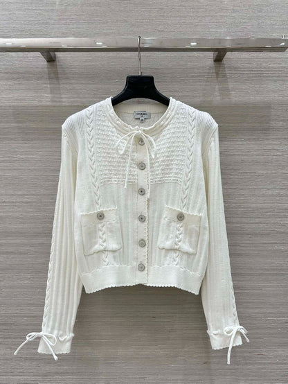 C 25 Pure White Simple Bow Cardigan