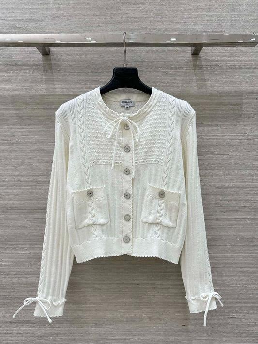 C 25 Pure White Simple Bow Cardigan