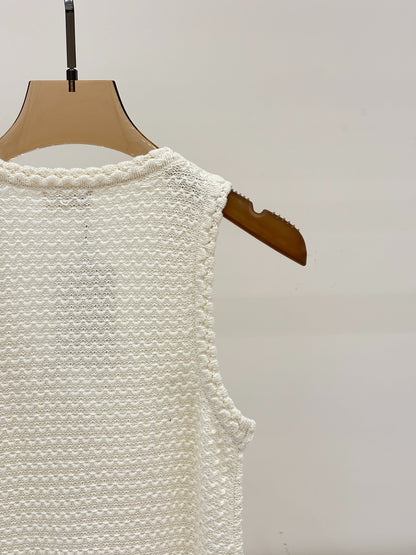 L 25 Early Spring New v-neck Attachment Button Casual Knit Dresses