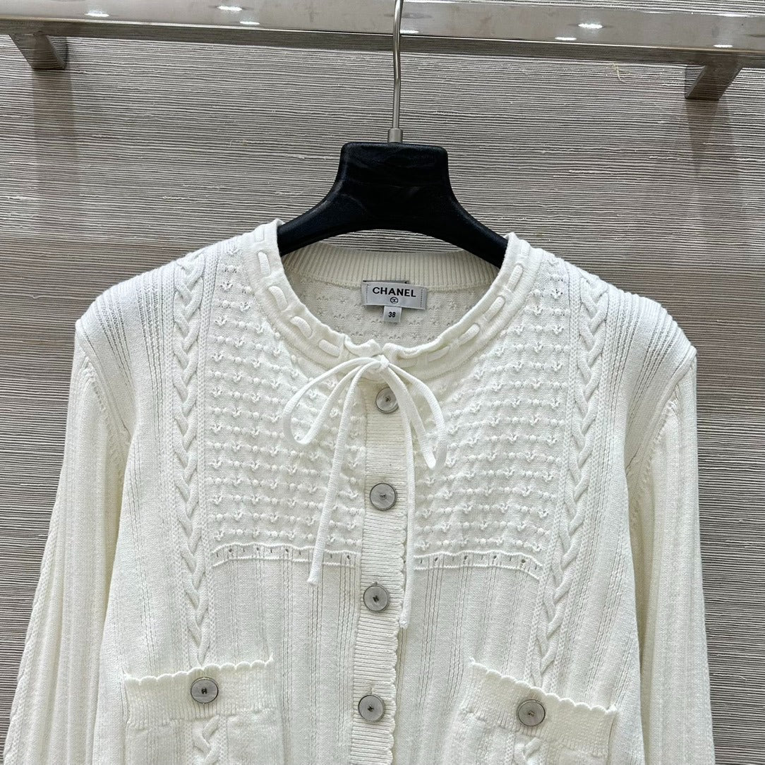 C 25 Pure White Simple Bow Cardigan
