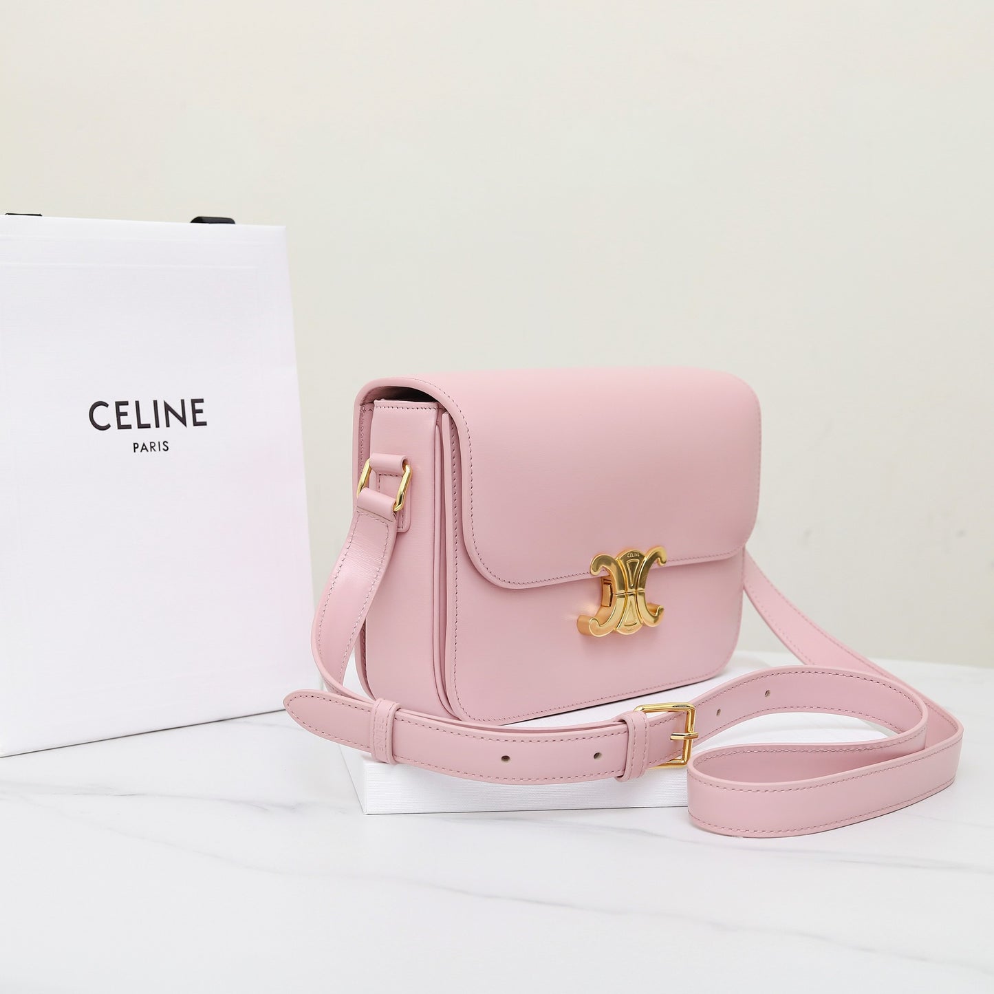 CE 25 Cowhide gold buckle pink shoulder bag