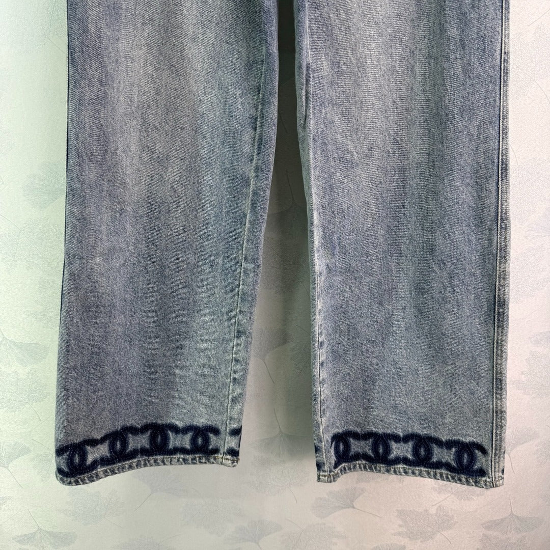 C 25 Spring and Summer New Products Wide-leg Jeans,