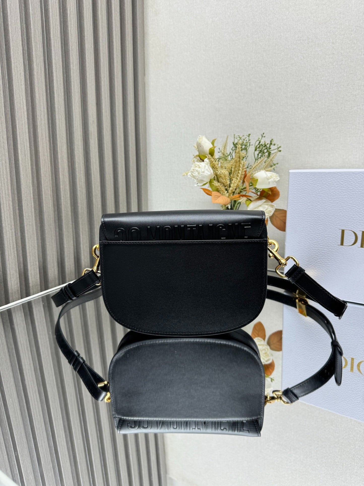 D 25 Boobby Medium Black Handbag Shoulder Bag
