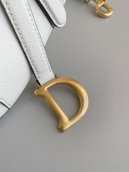 D 25 Palm Print White Small 𝗦𝗮𝗱𝗱𝗹 Classic Saddle Bag with Shoulder Strap