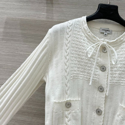C 25 Pure White Simple Bow Cardigan