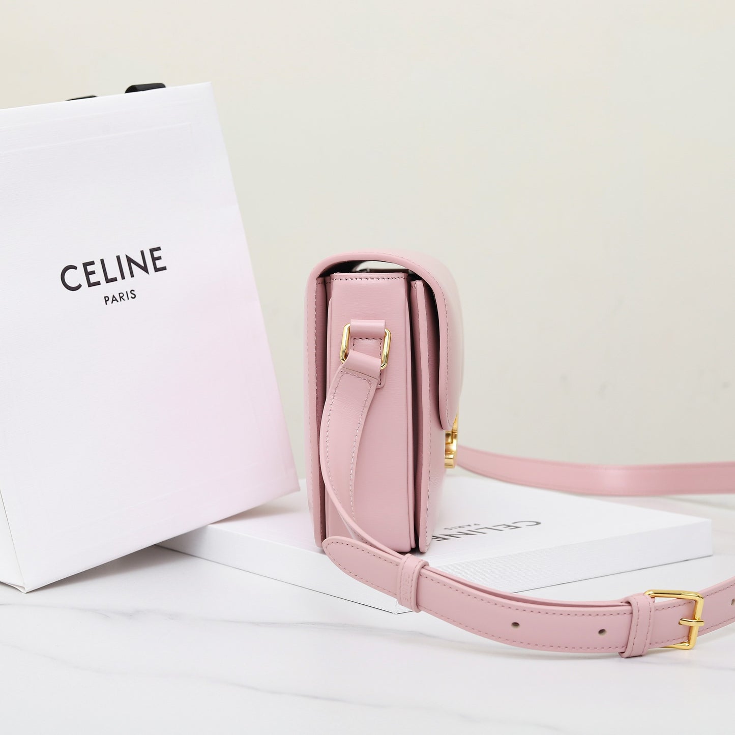 CE 25 Cowhide gold buckle pink shoulder bag