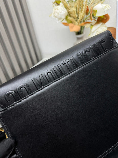D 25 Boobby Medium Black Handbag Shoulder Bag