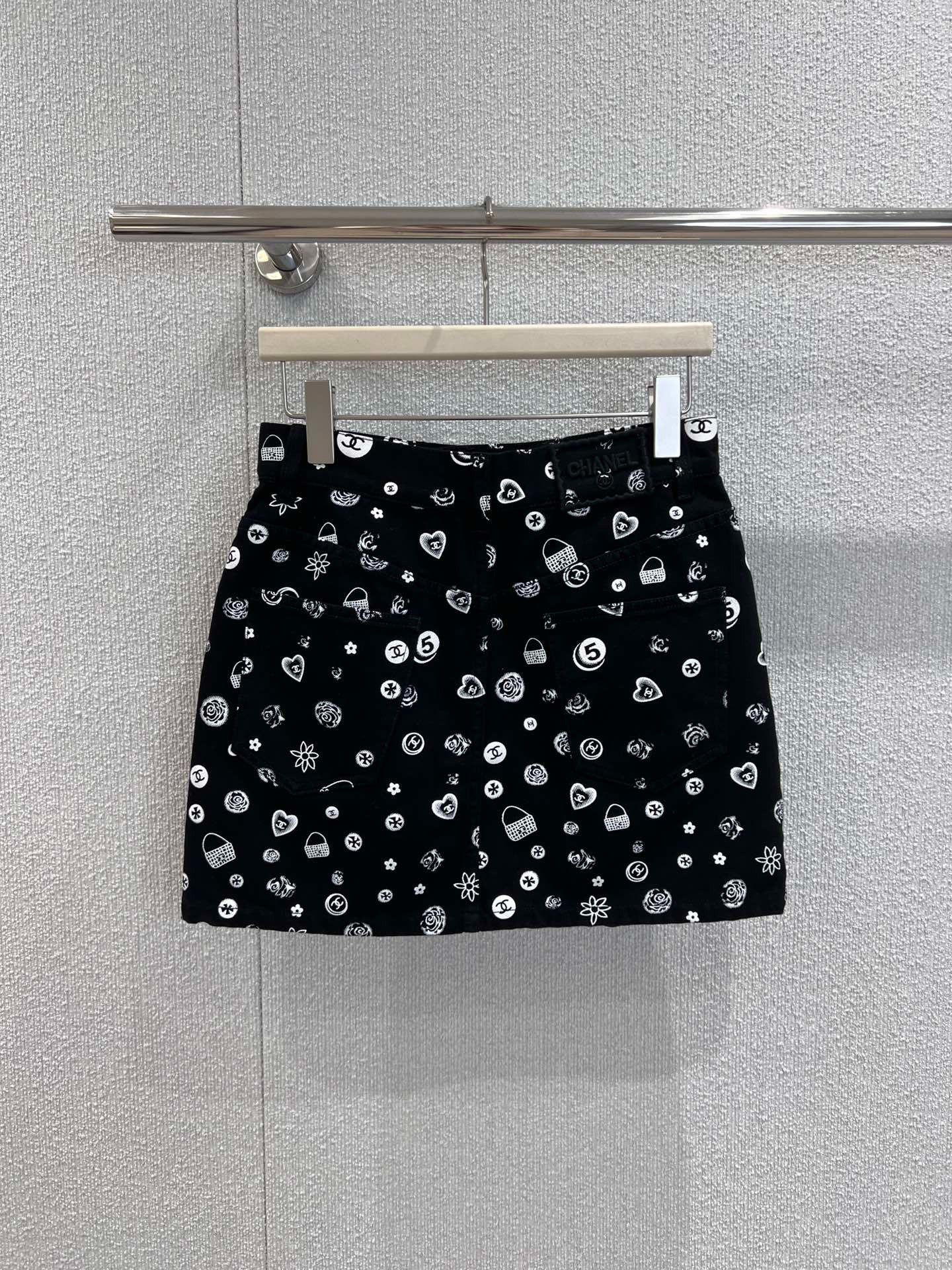 C 25Ss spring and summer new Printed denim suspenders + skirt
