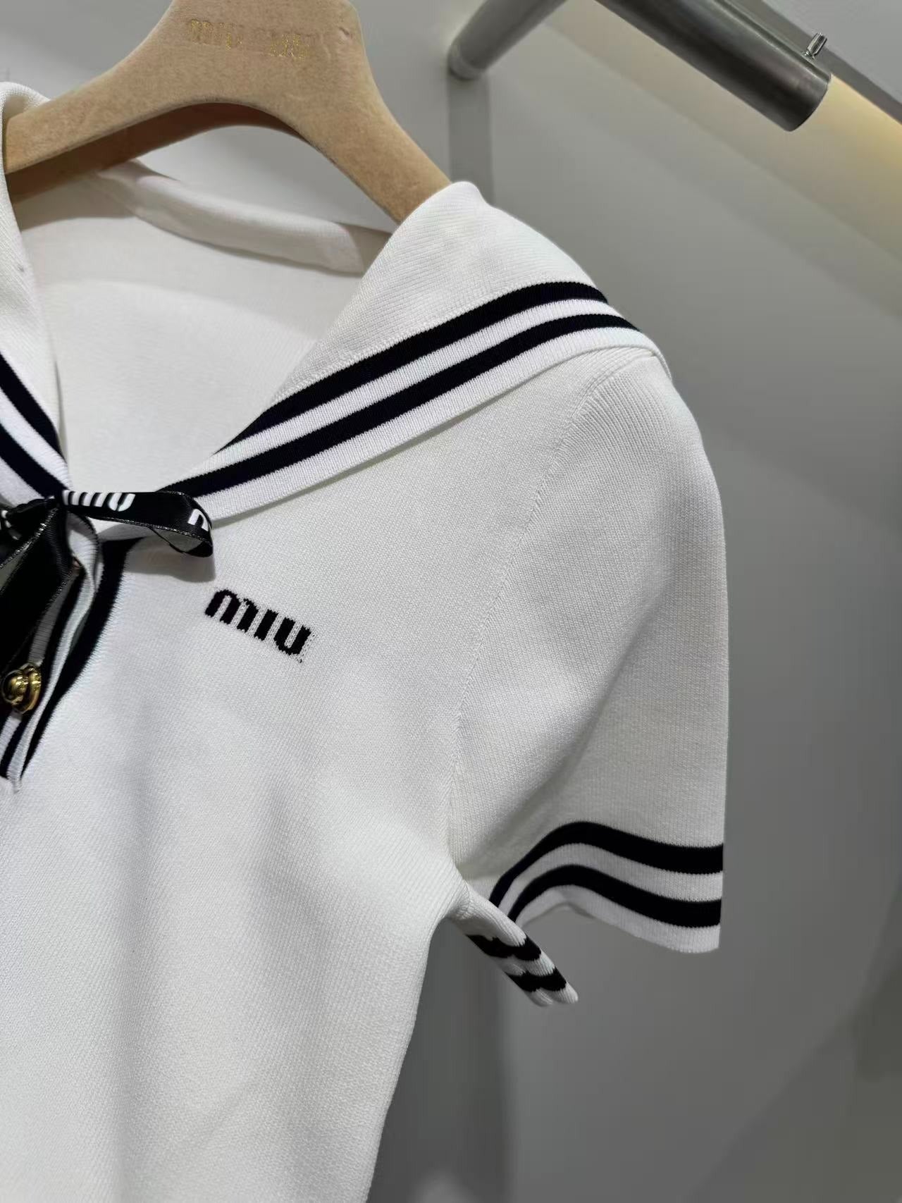 M 25 Knit Short Sleeve Navy Collar