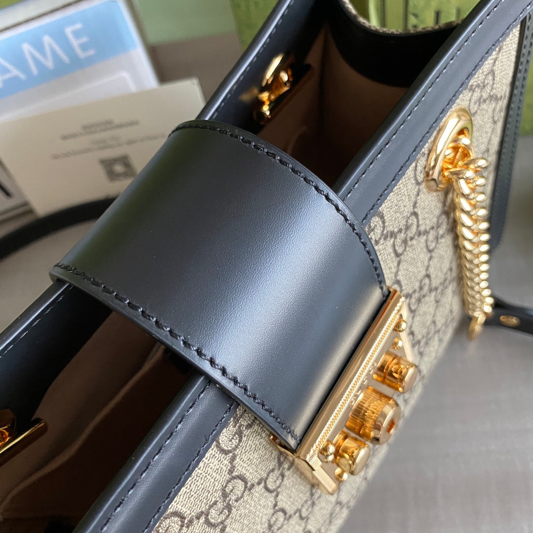 G Padlock small shoulder bag Beige/ebony GG Supreme canvas, with brown leather detail