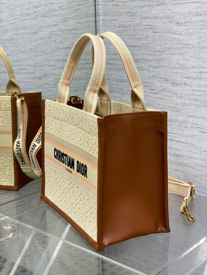D  Book Tote Bag Beige Oblique Embroidered Raffia and Camel Calfskin
