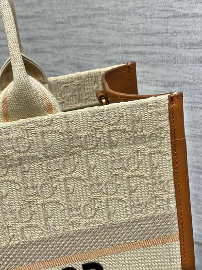 D  Book Tote Bag Beige Oblique Embroidered Raffia and Camel Calfskin