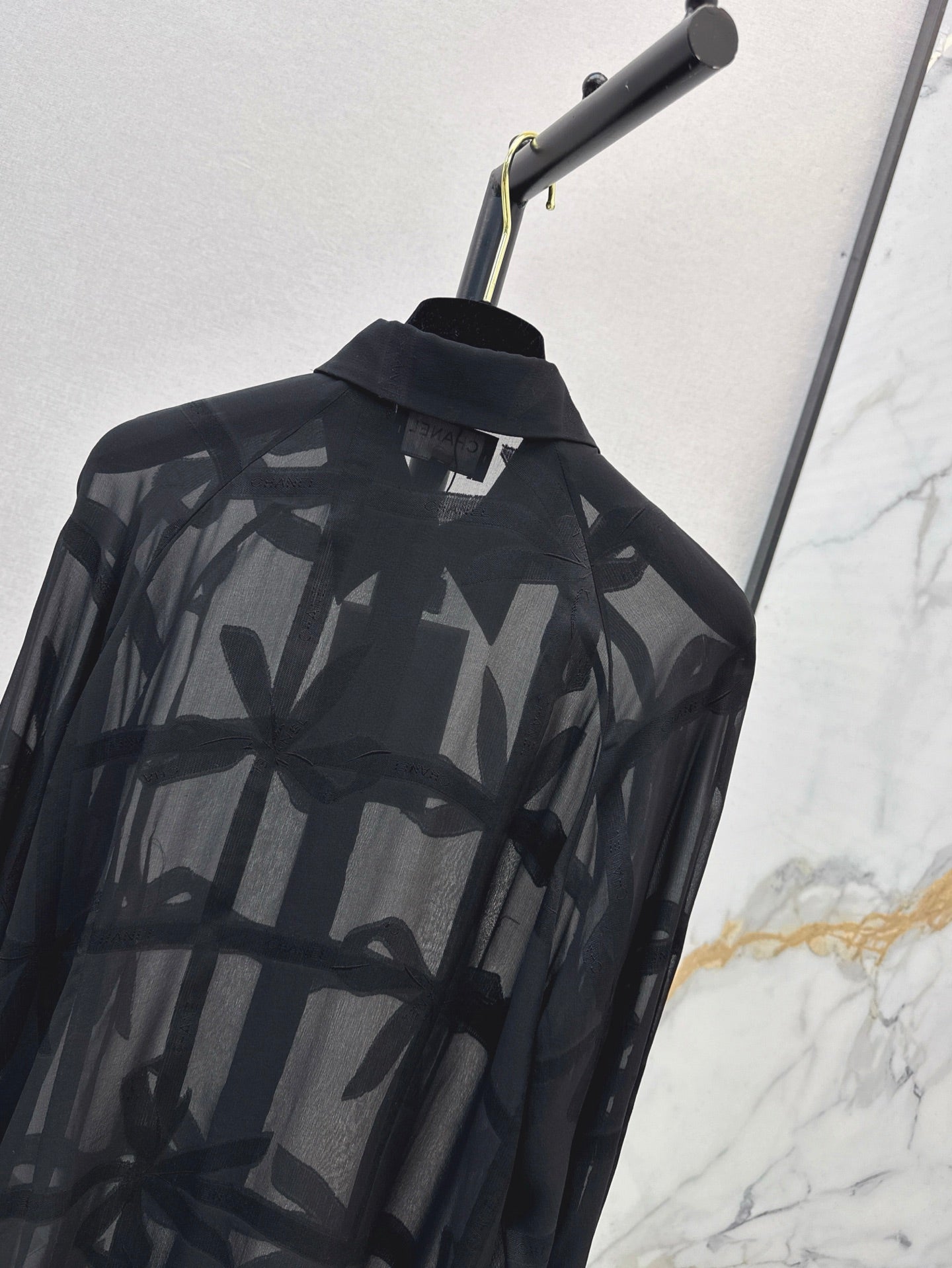 C 25ss Silk bow shirt