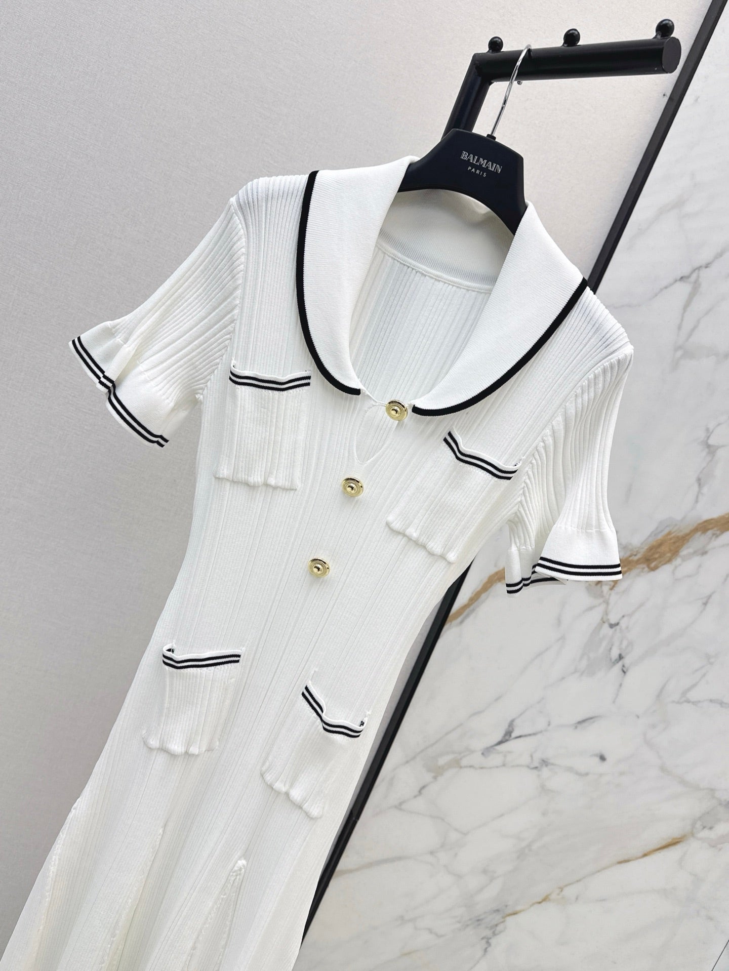 C 25SS Knitted dress(Black,white)