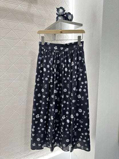C 2025 new product High waist mid-length skirt