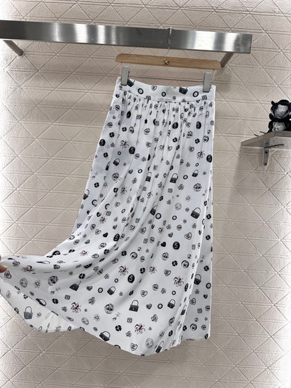 C 2025 new product High waist mid-length skirt