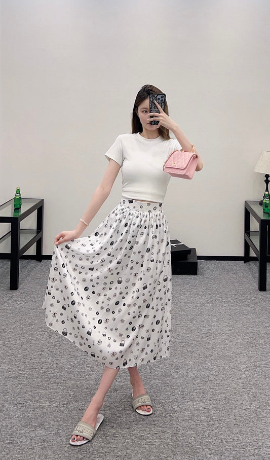 C 2025 new product High waist mid-length skirt
