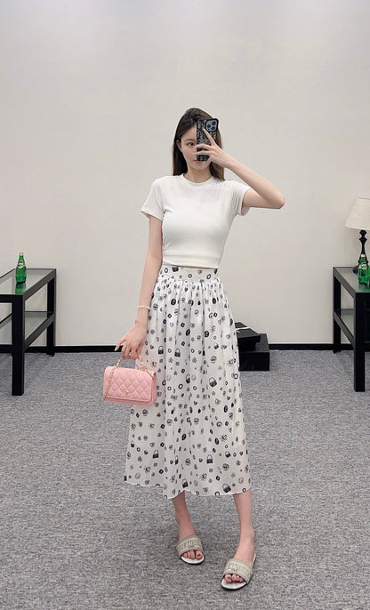C 2025 new product High waist mid-length skirt