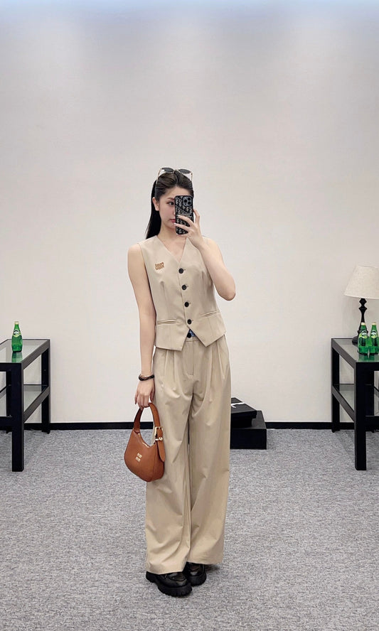 M 2025 new products Vest and trousers set