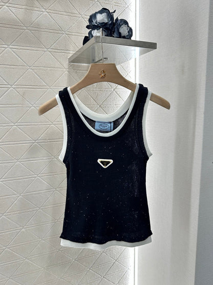 P 25 new product Fake two-piece knitted vest