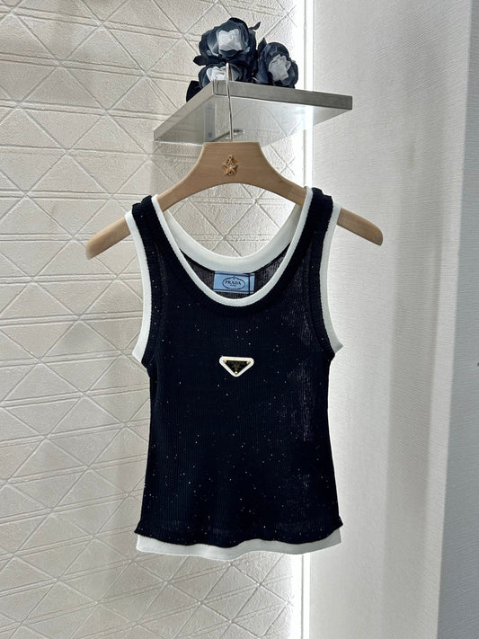 P 25 new product Fake two-piece knitted vest