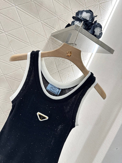 P 25 new product Fake two-piece knitted vest