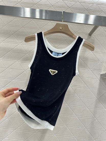 P 25 new product Fake two-piece knitted vest
