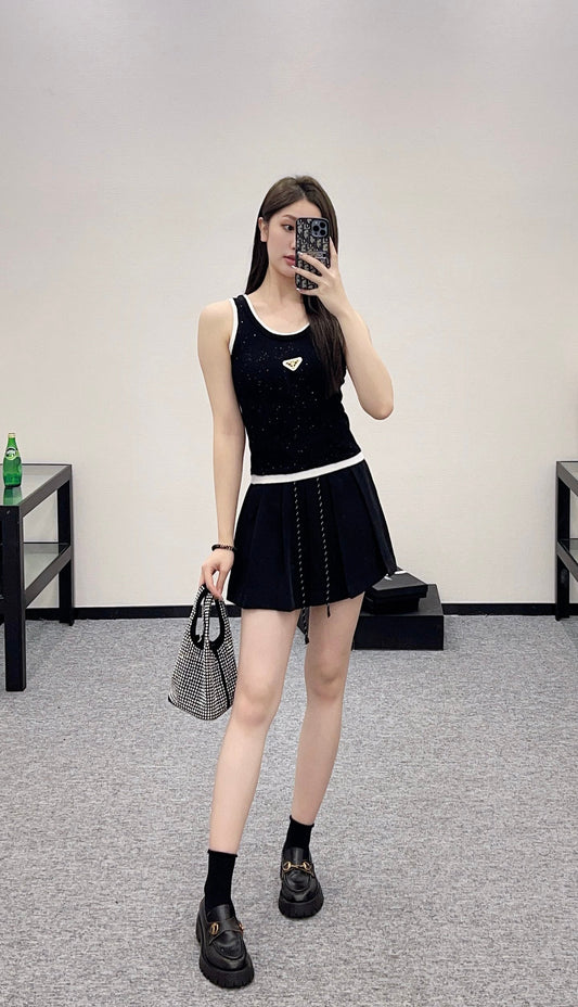 P 25 new product Fake two-piece knitted vest