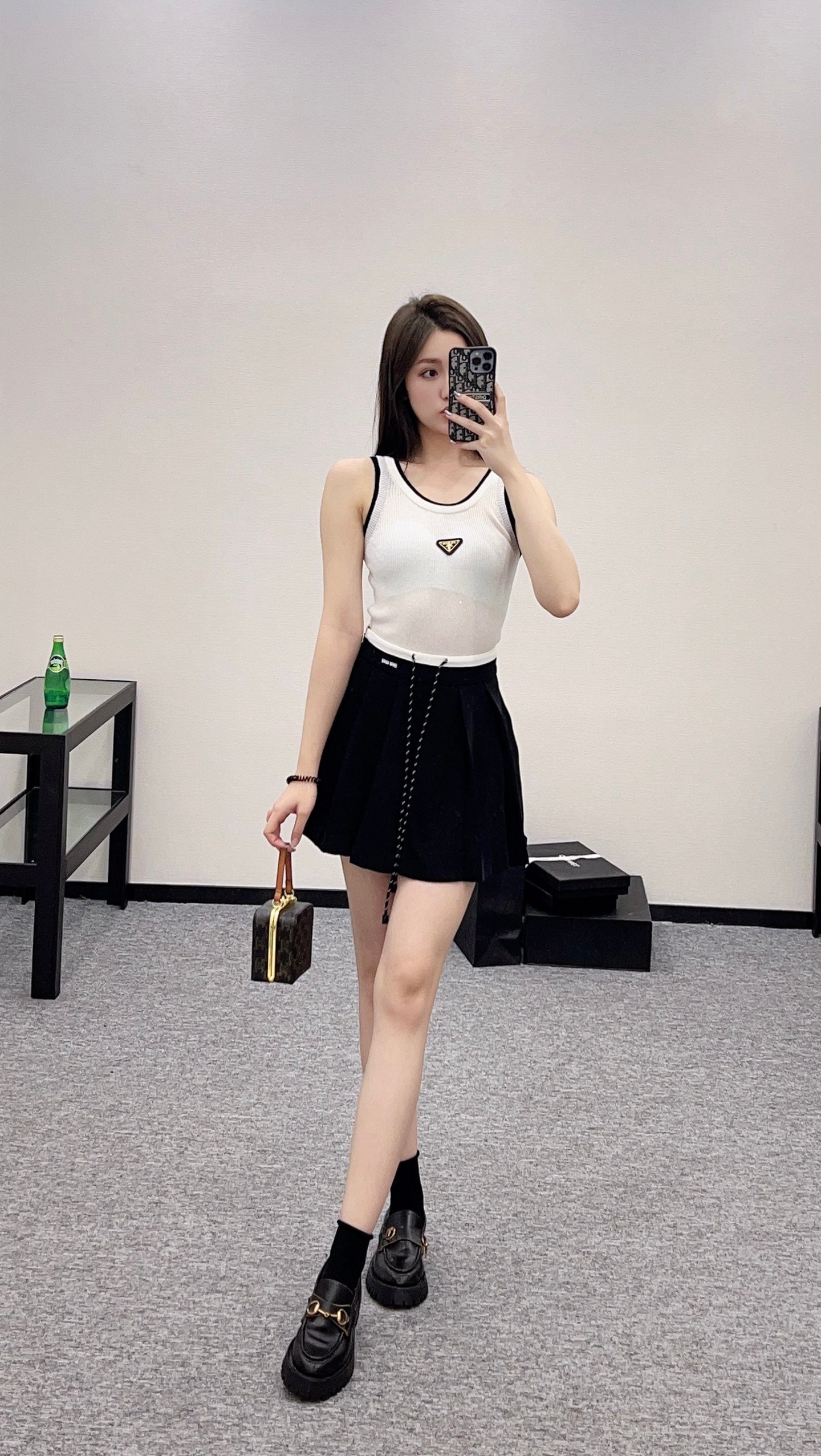 P 2025 new product Fake two-piece knitted vest