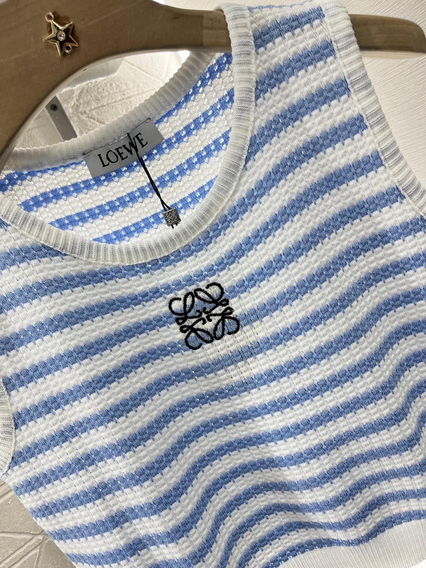 L*♥2025 nouveau produit Gilet tricoté rayé 
