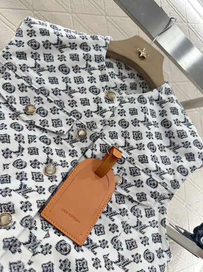 L 2025 neues Produkt Jeansweste und kurzer Rock Set 