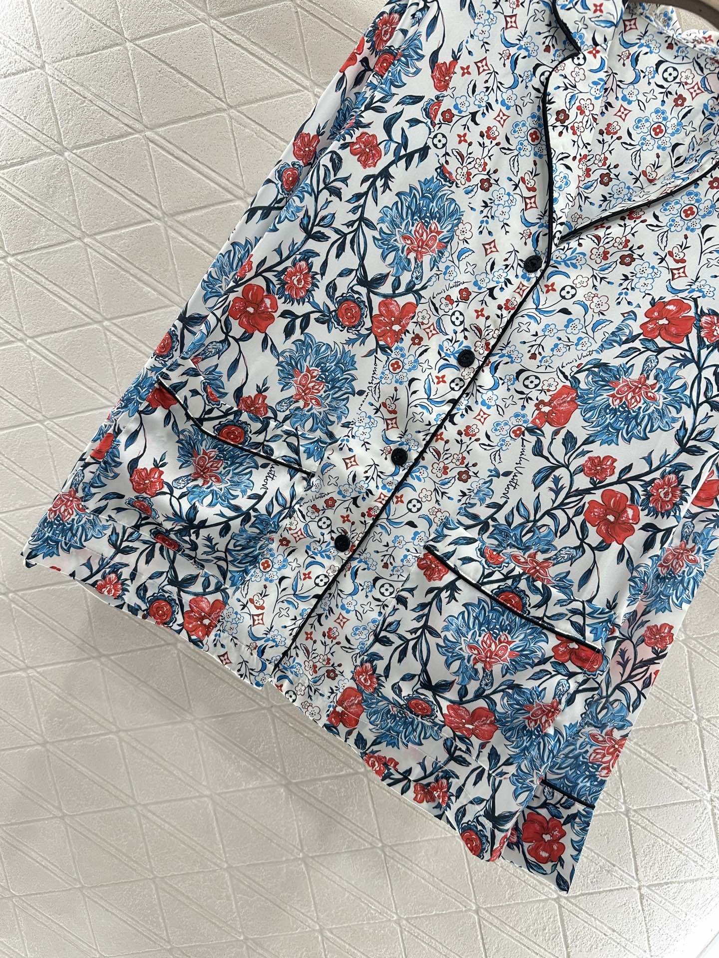 L 2025 neue Produkte Shirt und Shorts Set