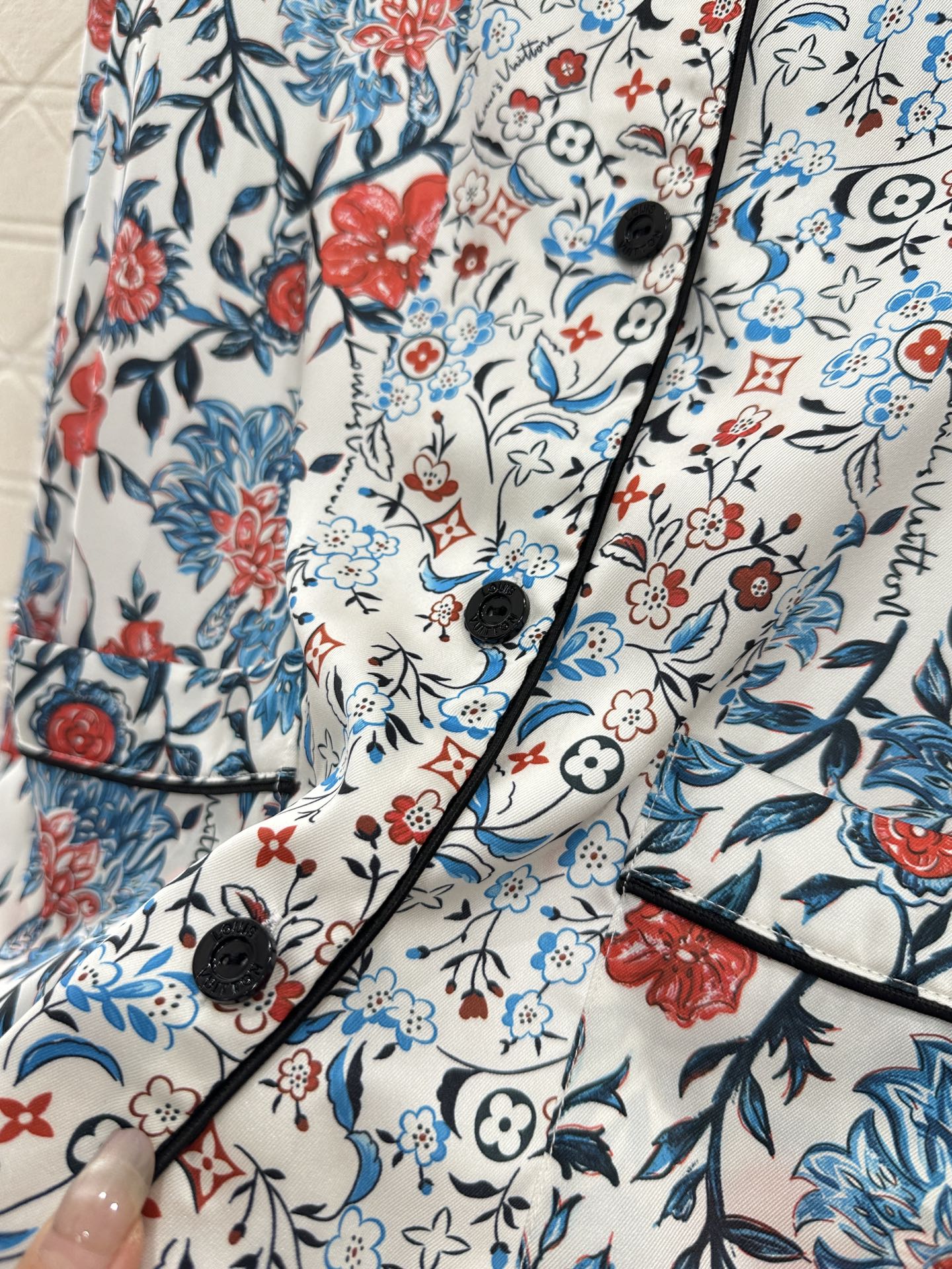 L 2025 neue Produkte Shirt und Shorts Set