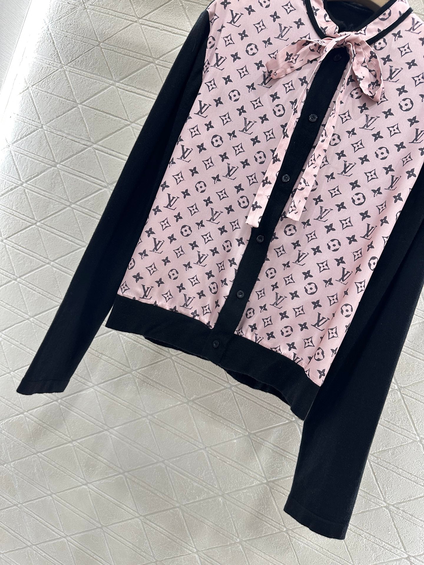 L 2025 new product Ribbon shirt