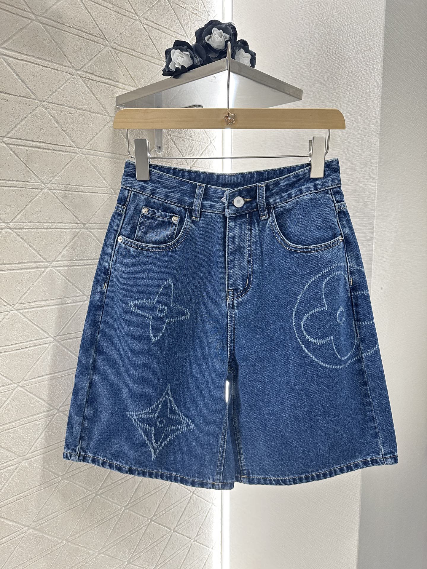 L New arrival Denim shorts